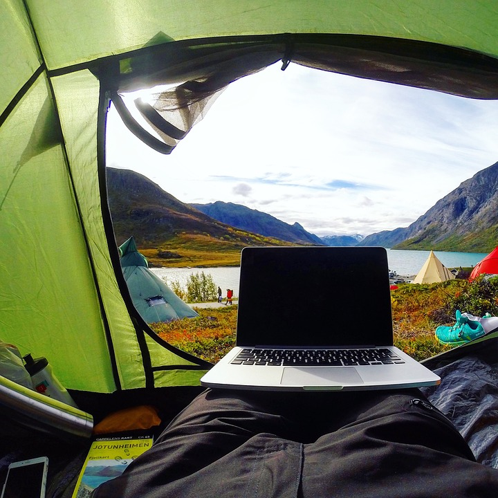 digital-nomad-camping